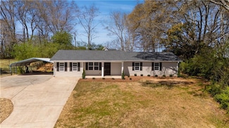 6014 Mitchell St, Flowery Branch, GA 30542