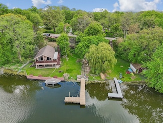 26211 W Spring Grove Rd, Antioch, IL 60002