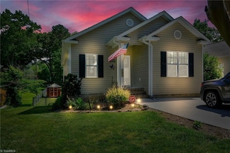 254 Tipperary Ln NW, Winston-Salem, NC 27104