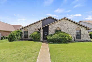 5321 Barcelona Dr, Garland, TX 75043