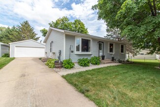4416 20 1/2 Ave NW, Rochester, MN 55901