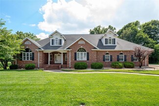 18 Raven Oak Dr, Belleville, IL 62221