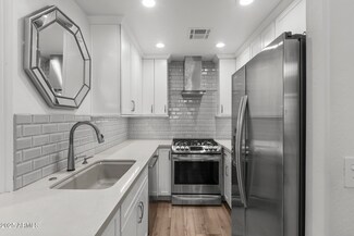 5015 E Cheyenne Dr Unit 10, Phoenix, AZ 85044
