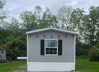 128 Crestview Rd, Flemingsburg, KY 41041