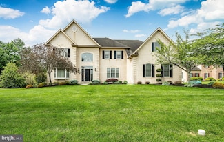 87 Schreiner Dr, North Wales, PA 19454