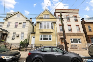 126 Grant Ave, Harrison, NJ 07029