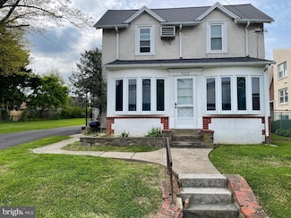 923 E Pleasant Ave, Glenside, PA 19038