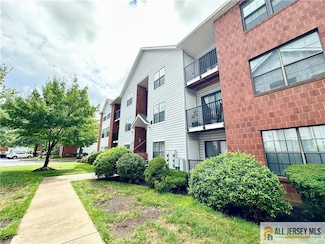 85 Keystone Ct, Edison, NJ 08817