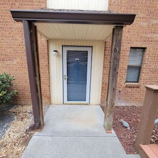 3351 Forest Ridge Rd, Roanoke, VA 24018
