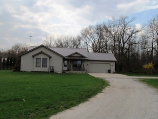 7750 W Highland Dr, Ligonier, IN 46767