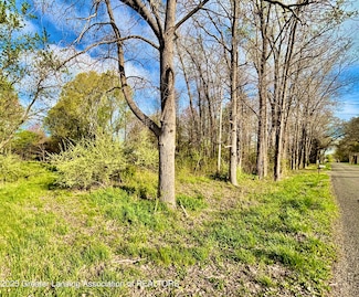 4230 Whittum Rd, Eaton Rapids, MI 48827