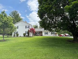 1217 Memorial Dr, Pulaski, VA 24301