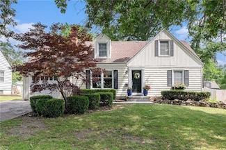 2524 Somerset Dr, Prairie Village, KS 66206
