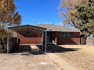 1518 S Drake St, Perryton, TX 79070