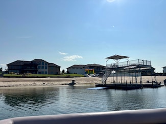 1703 Miles Dr, Norfolk, NE 68701