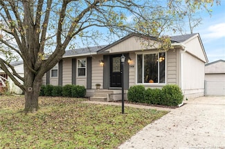 1906 Shelley Dr, Clarksville, IN 47129