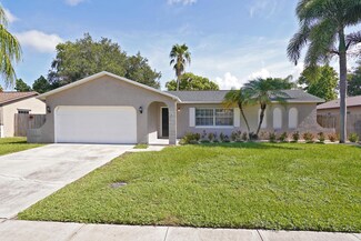 832 Berkshire Dr, Rockledge, FL 32955