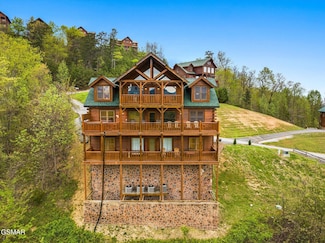 2722 Mountain Preserve Dr, Sevierville, TN 37862
