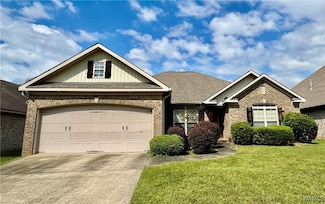 13986 Knoll Pointe Dr, Northport, AL 35475