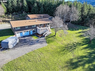 16696 Sunshine Ln, Brookings, OR 97415