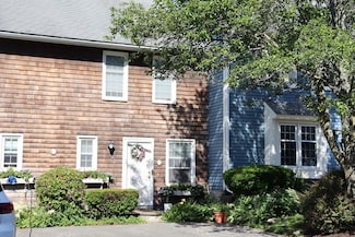 37 Dead Eye Run Unit 37, Swampscott, MA 01907