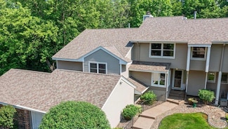 8875 Basswood Rd, Eden Prairie, MN 55344