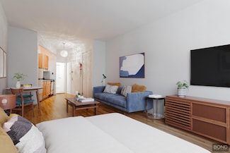205 E 89th St Unit 2A, New York, NY 10128