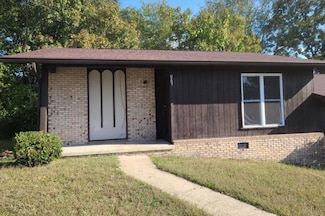 809 Forest Dale Ln, Hixson, TN 37343