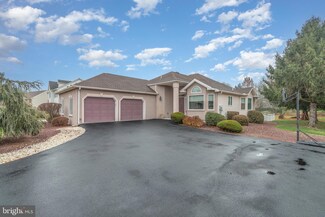 24 S Alydar Blvd, Dillsburg, PA 17019