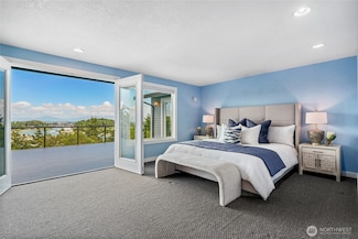 573 Klamath Dr, La Conner, WA 98257
