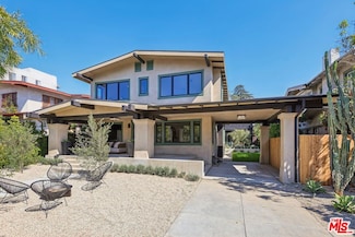 1812 N Kenmore Ave, Los Angeles, CA 90027
