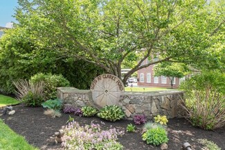 15 Cedar St Unit 40, Amesbury, MA 01913