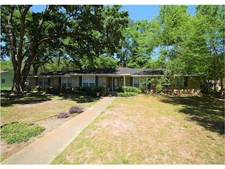 3806 Claridge Rd N, Mobile, AL 36608