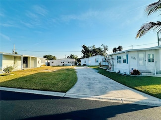 522 Centre St, Palmetto, FL 34221