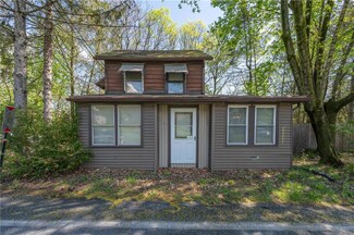 1929 Mauch Chunk Rd, Allentown, PA 18104