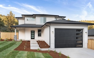 1169 Orange Blossom Dr Unit 130, Klamath Falls, OR 97601
