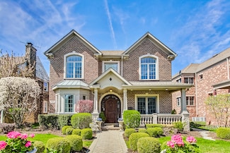 428 S Clifton Ave, Park Ridge, IL 60068