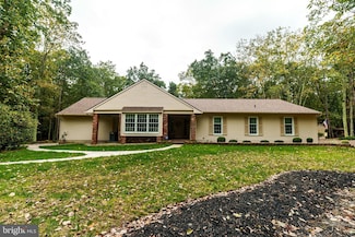 59 Stone Mountain Ln, Marlton, NJ 08053