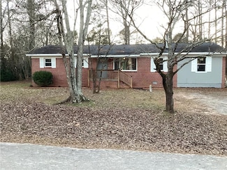 1041 Hillcrest Dr, Union Point, GA 30669