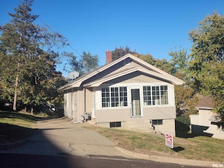 107 Argentina Ave, Bartonville, IL 61607