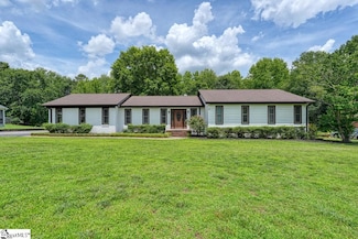 204 Lenderman Dr, Inman, SC 29349