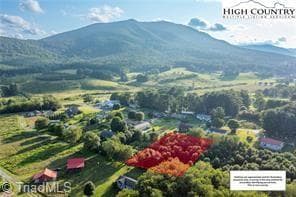 1 Graybeal Calloway Dr, Jefferson, NC 28640