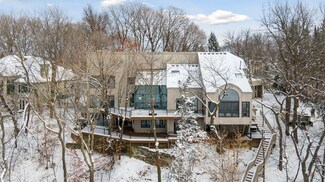 3305 Eagle Bluff Rd, Mound, MN 55364