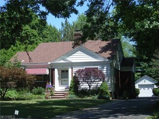 264 E College St, Oberlin, OH 44074