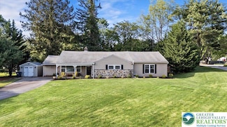 215 N Laurel Ln, Exton, PA 19341