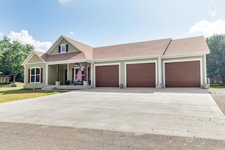 400 Tracy Ln, Paragould, AR 72450