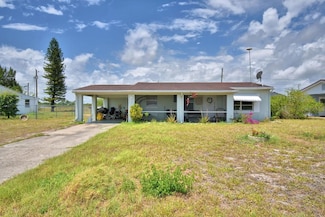 224 Raymond Ave, Frostproof, FL 33843