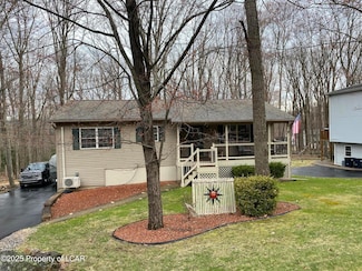 124 Grouse Ridge Ln, Drums, PA 18222