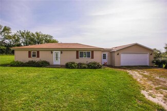 9346 County Road 427, Savannah, MO 64485