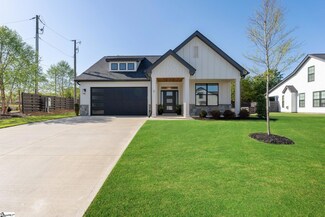 3 Cherry Blossom Dr, Simpsonville, SC 29680